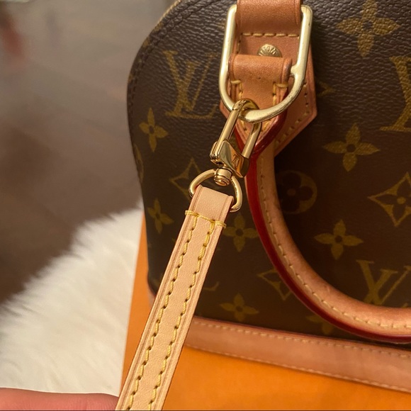 π1500$π LOUIS VUITTON - ALMA BB MONOGRAM - PRELOVED - Picture 6 of 16